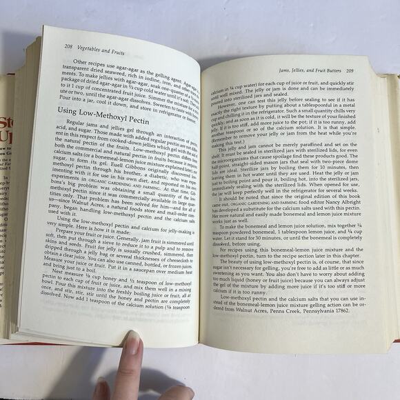 Stocking Up By Carol Stoner Food Processing Preserving Canning Recipes Hardcover - Picture 10 of 13